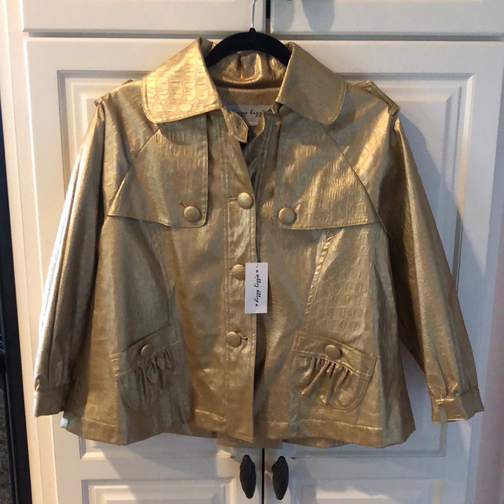Gold Jacket 💛💛💛 - Picture 2 of 2